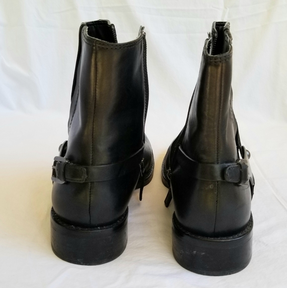 Ecco Hobart 25mm Black Ankle Boots - Picture 5 of 9